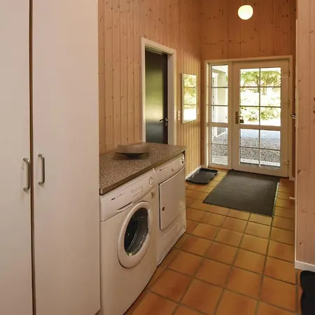 Σπίτι διακοπών Five-bedroom Holiday In *