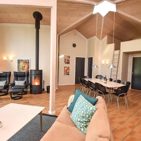 Five-bedroom Holiday In *