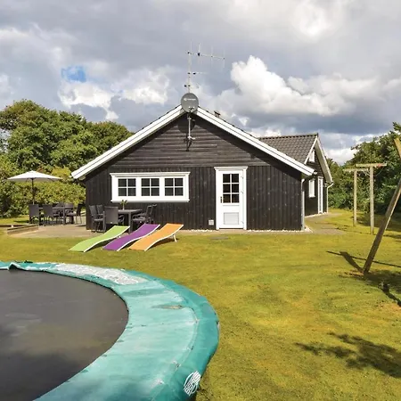 Five-bedroom Holiday In *
