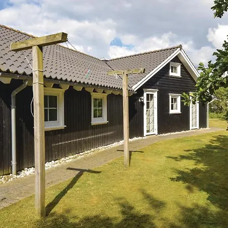 Five-bedroom Holiday In * Blåvand