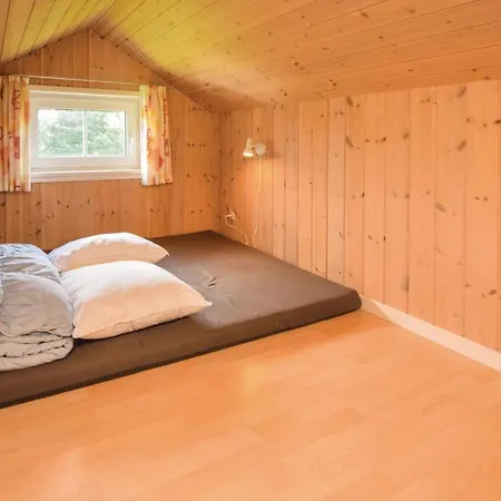Five-bedroom Holiday In *